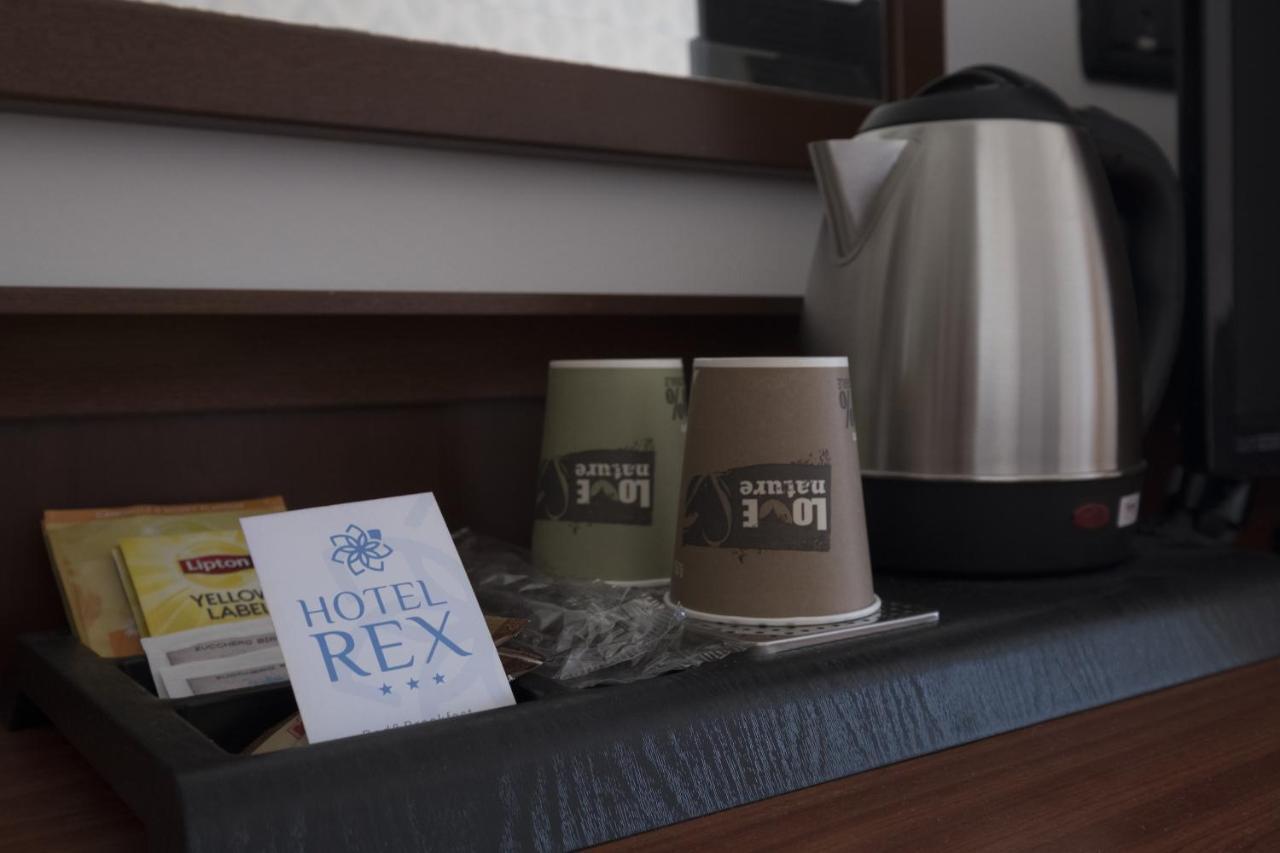Hotel Rex Rimini Exteriör bild