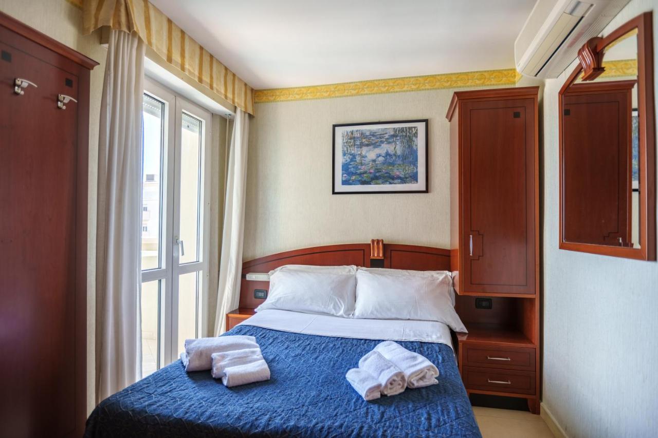 Hotel Rex Rimini Exteriör bild