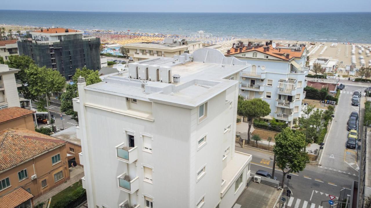Hotel Rex Rimini Exteriör bild