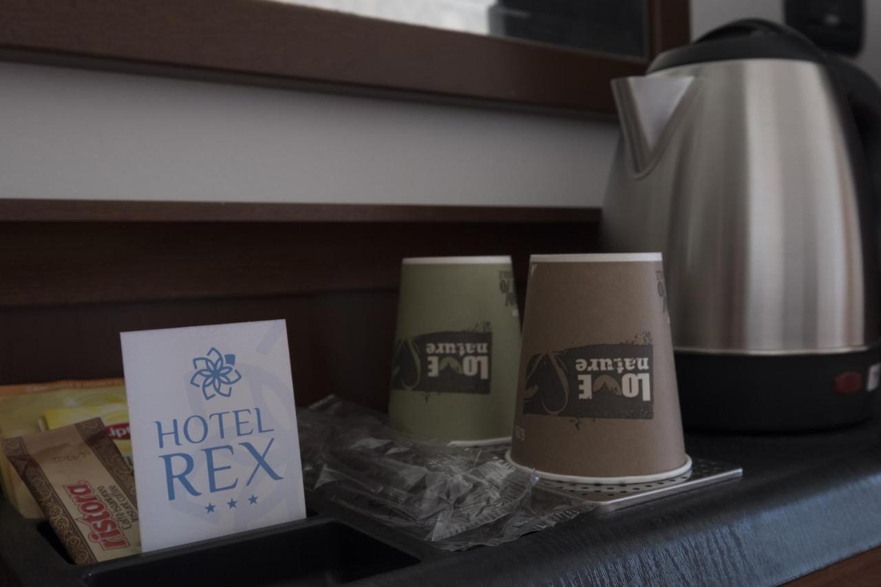 Hotel Rex Rimini Exteriör bild